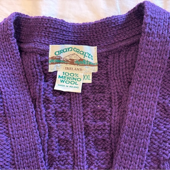 Aran Crafts 100% Merino Wool One Button Front Cardigan Purple Size XX-Large EUC - Picture 2 of 4